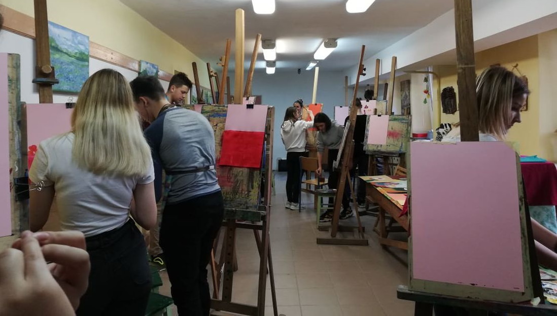 E.ART | JAK LICEALIŚCI WIDZĄ ŚWIAT?