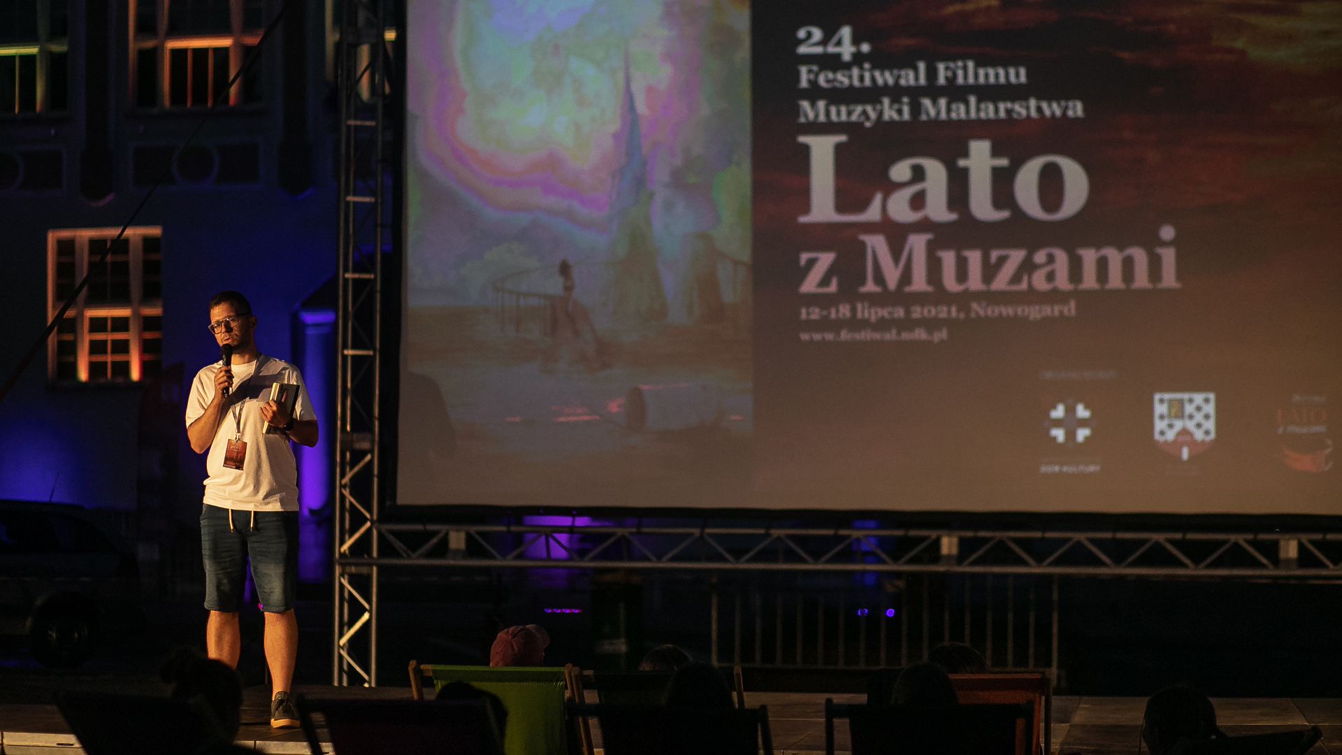 LzM | #młodemuzypiszą  Rodzimy się, by latać. Co jednak, gdy świat zmusza nas do upadku?  