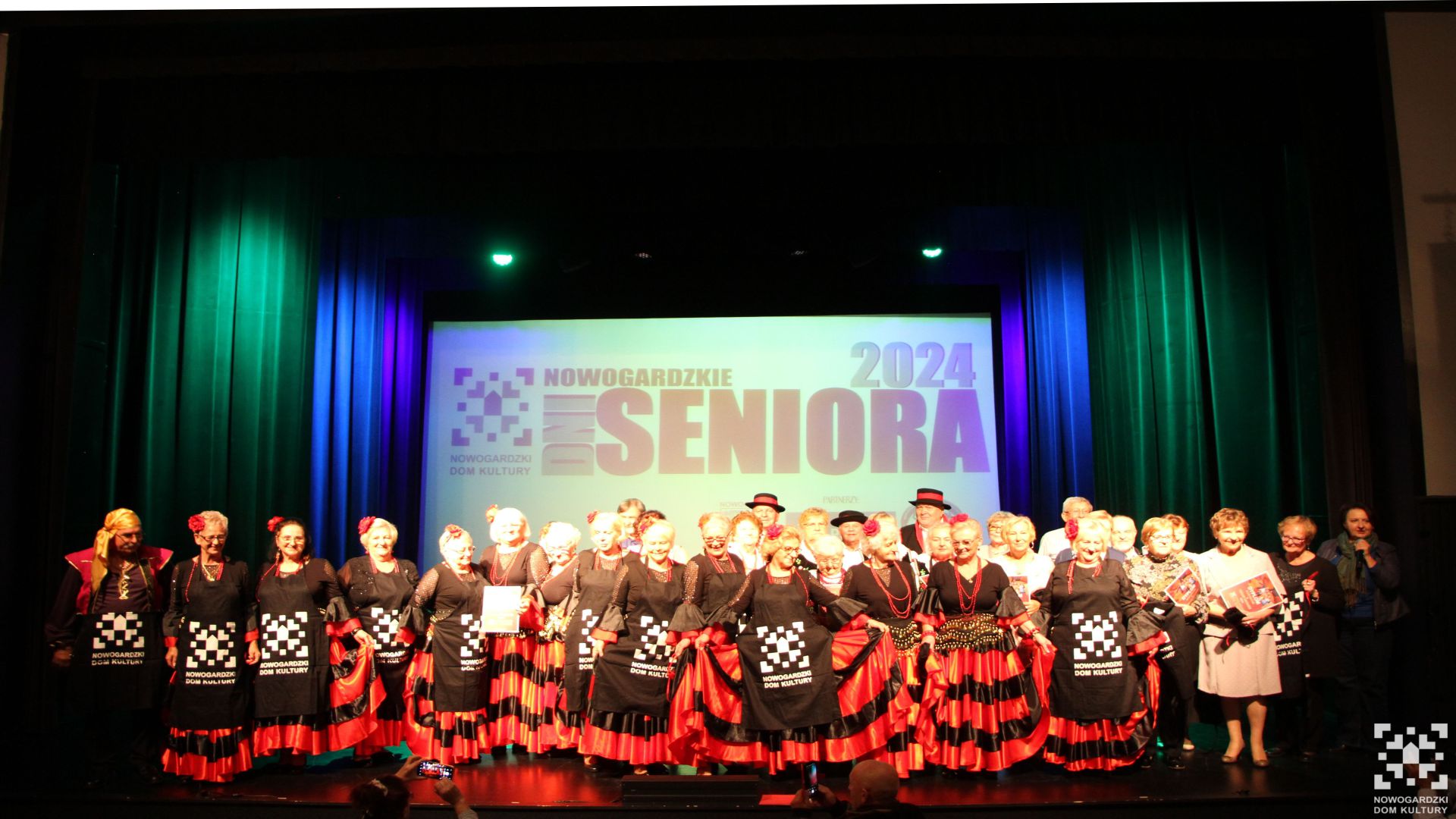 Seniorze, scena jest Twoja!